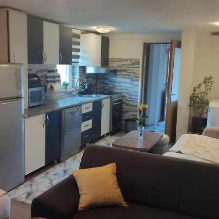 Apartment Apartman Emma