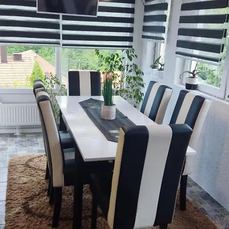 Apartman Emma Apartment
